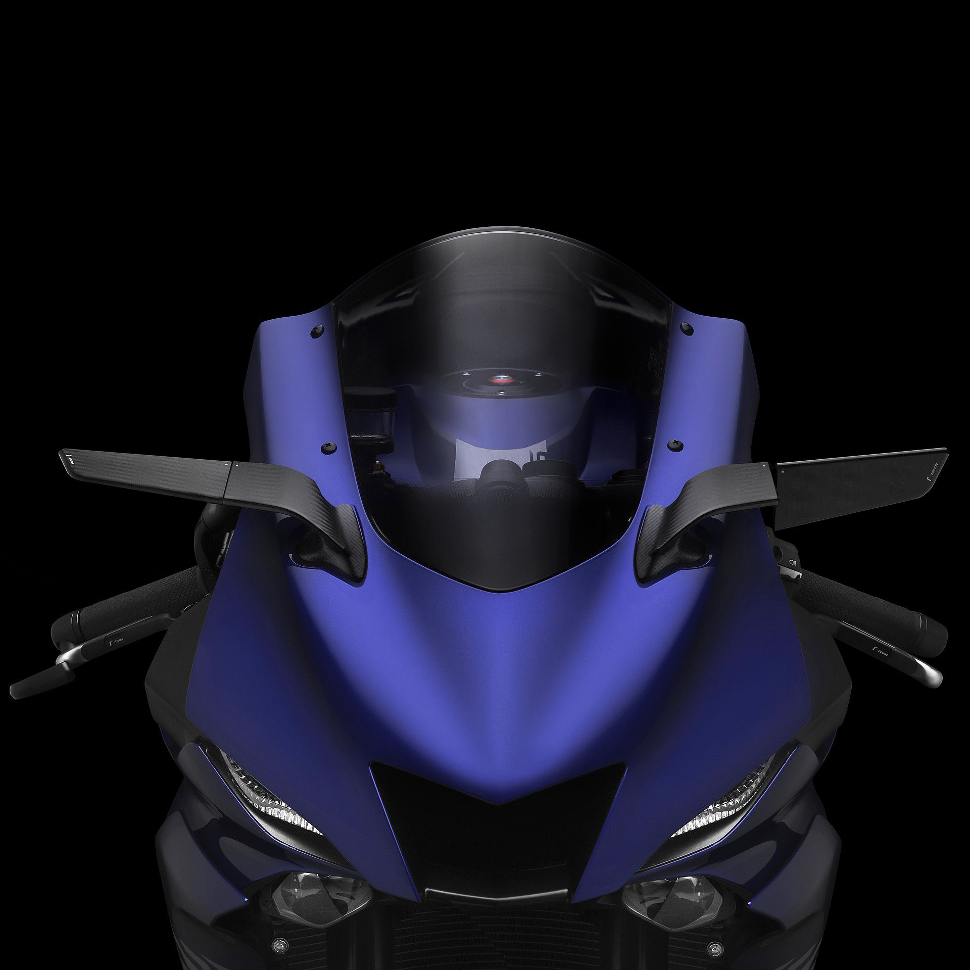 Rizoma Stealth Mirrors for the Yamaha YZF-R6 (17-20) and YZF-R7 (2021+) Rizoma Stealth Mirrors for the Yamaha YZF-R6 (17-20) and YZF-R7 (2021+)